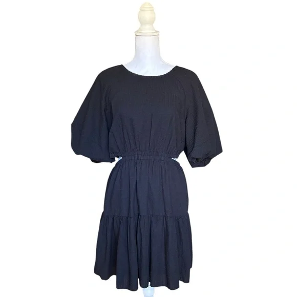 Madewell Seersucker Cut Out Back Dress- Size Large - Picture 3 of 16